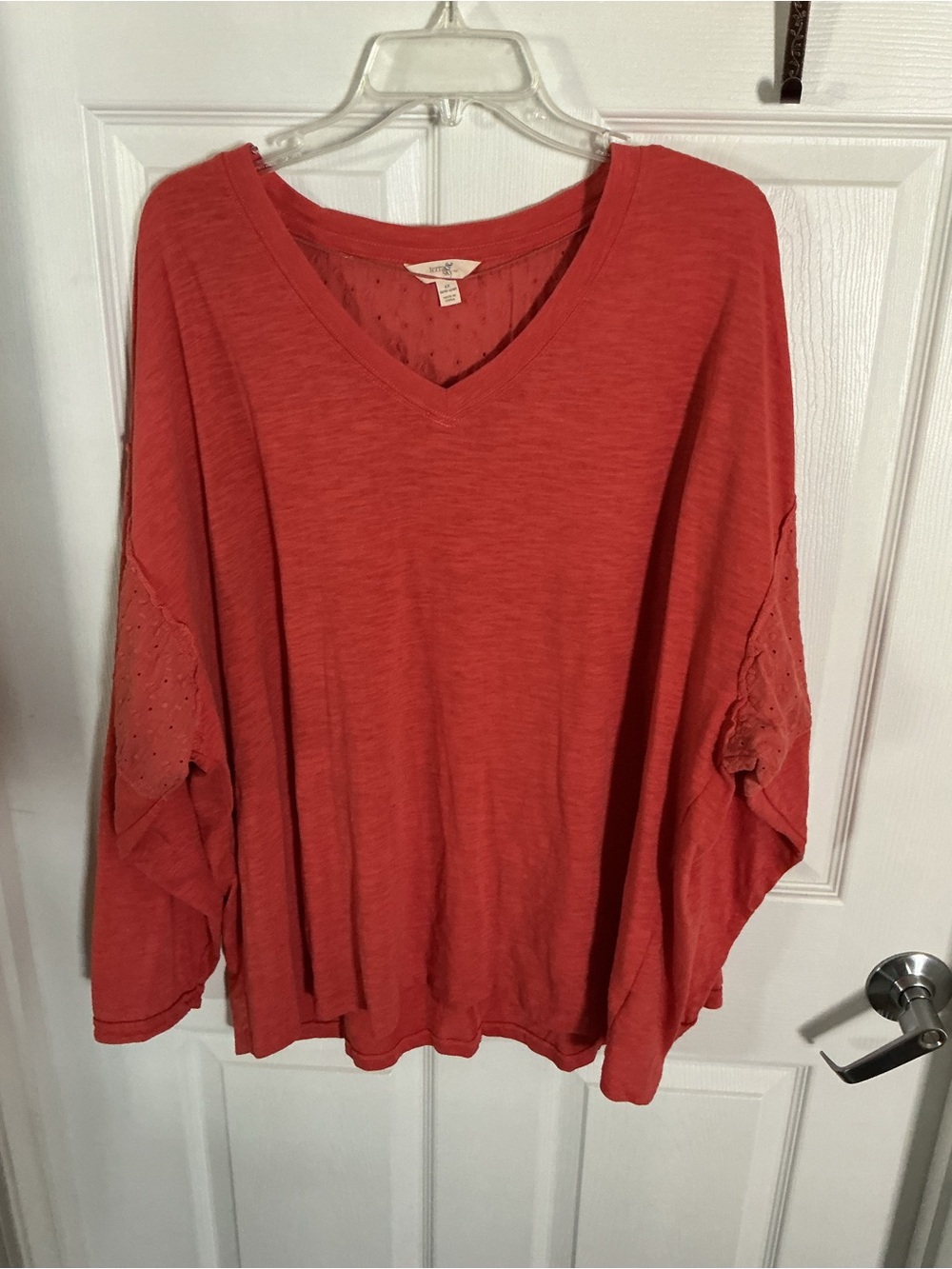 Terra & Sky V-Neck Eyelet Sleeve Pullover - Coral Red
